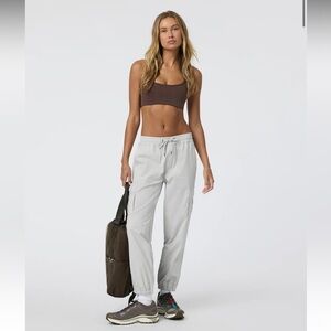 Vuori Birch Jogger Women's Gray Jogger Pants